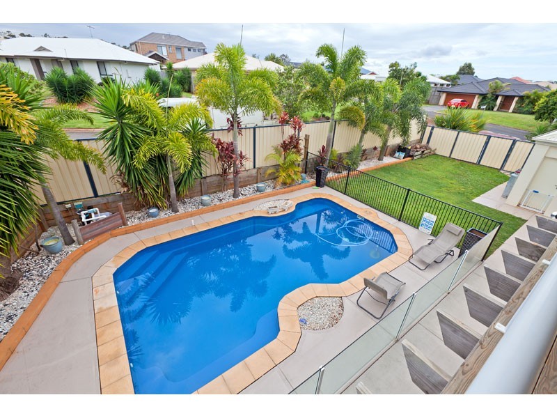 29 Caswell Crescent, Redland Bay QLD 4165
