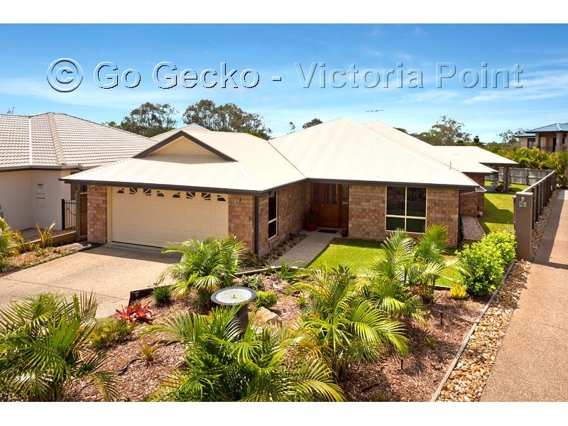 10 Ebony Crescent, Redland Bay QLD 4165
