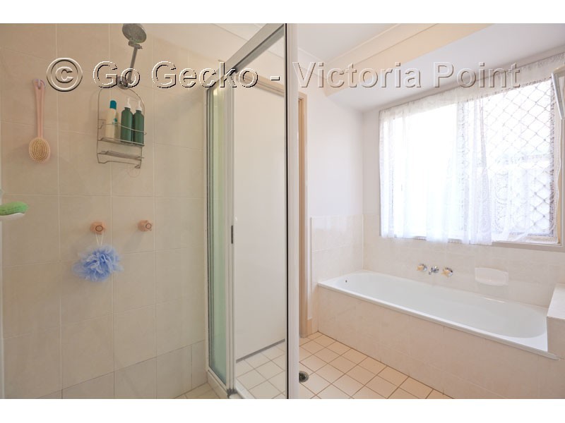 100 Link Road, Victoria Point QLD 4165