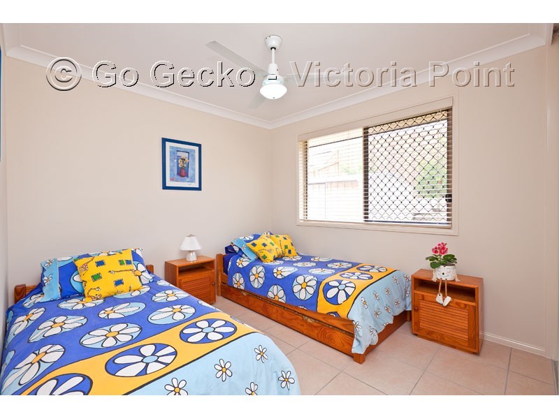 33 Ebony Crescent, Redland Bay QLD 4165