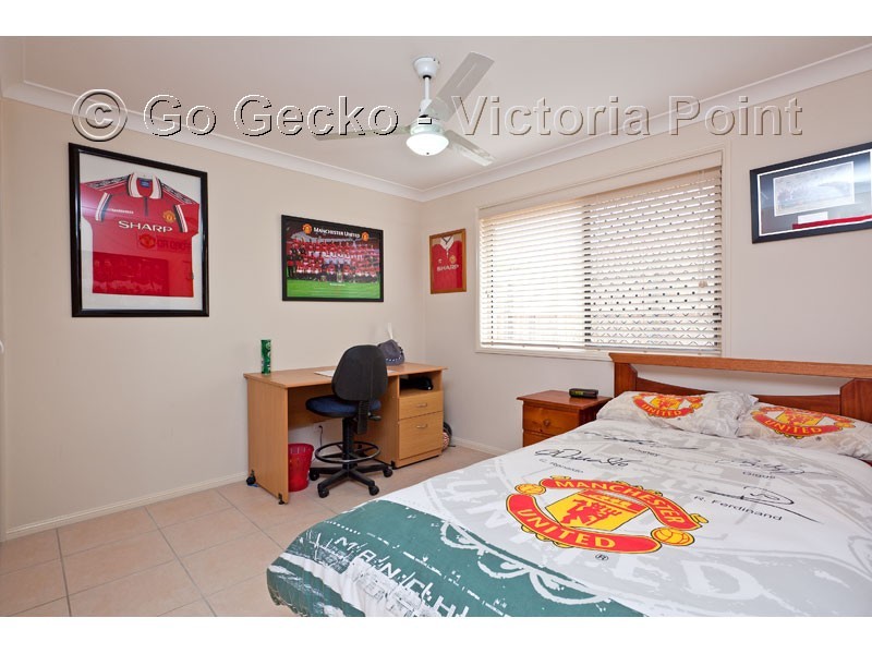 33 Ebony Crescent, Redland Bay QLD 4165