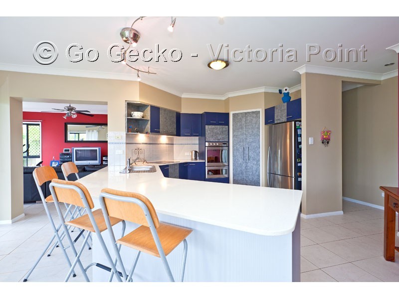 9 Butler Place, Redland Bay QLD 4165