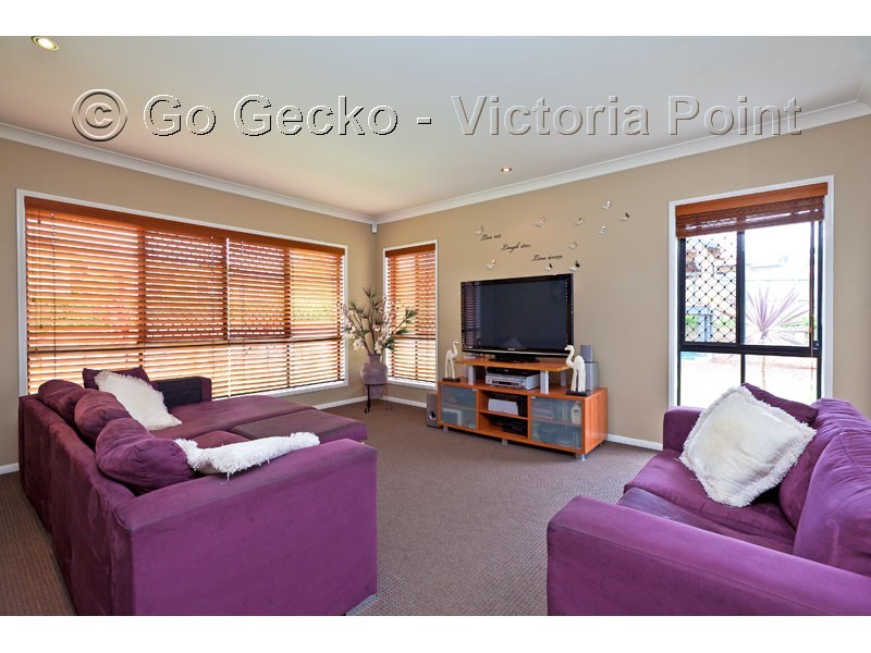 9 Butler Place, Redland Bay QLD 4165