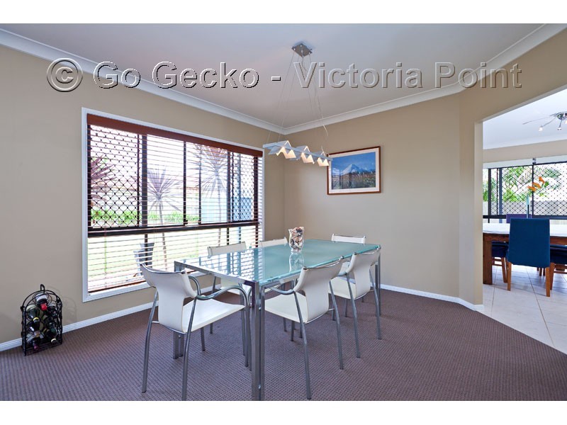 9 Butler Place, Redland Bay QLD 4165