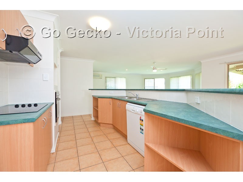 19 Creekside Circuit West, Victoria Point QLD 4165