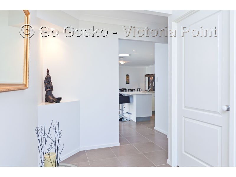 8 Ronnie Street, Cleveland QLD 4163