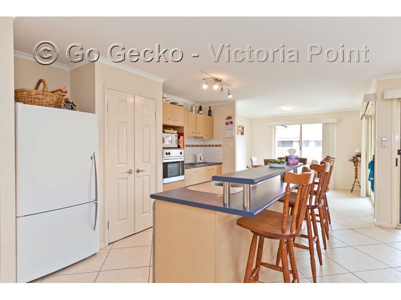 24 Gladebourne Crescent, Victoria Point QLD 4165