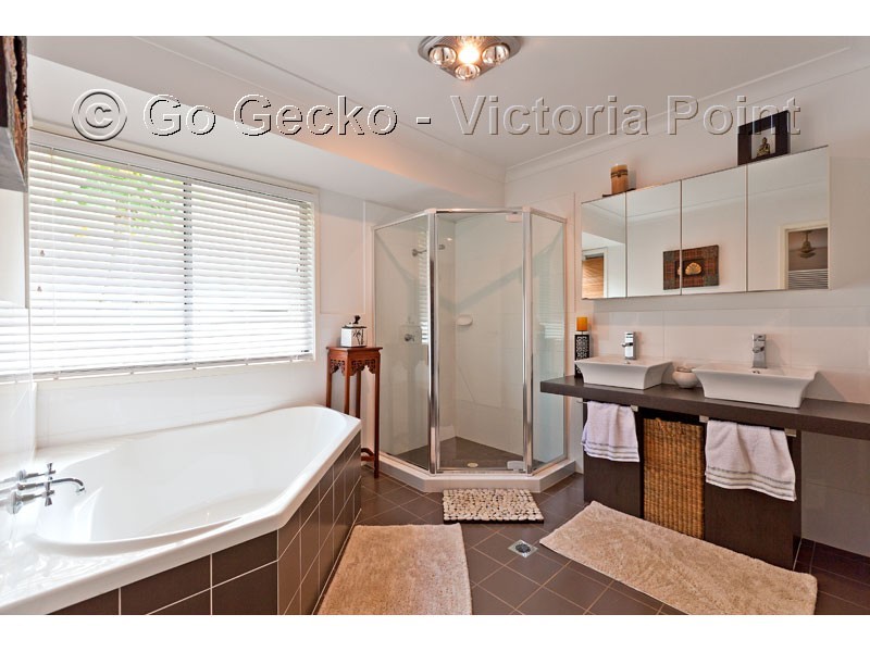 70 Denham Boulevard, Redland Bay QLD 4165