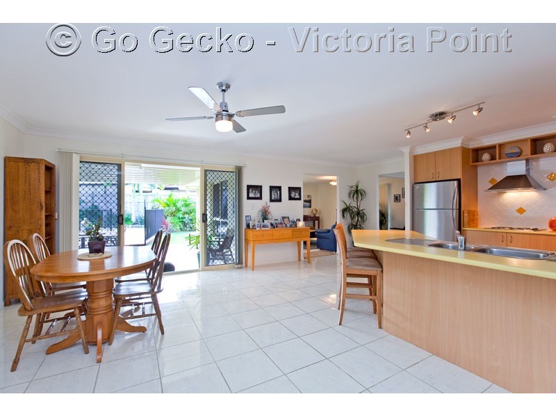 16 Franbridge Place, Victoria Point QLD 4165