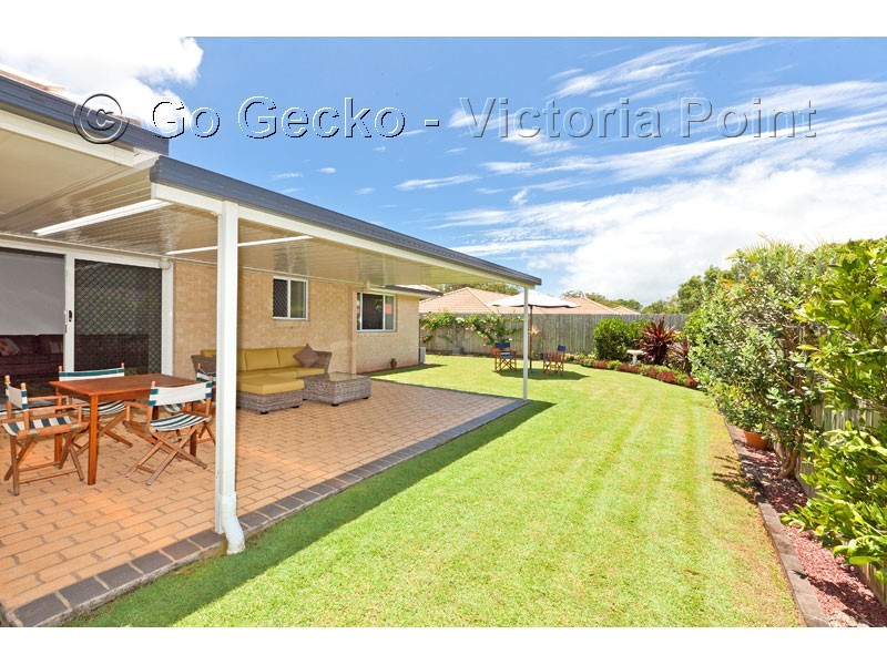 3 Dory Close, Redland Bay QLD 4165