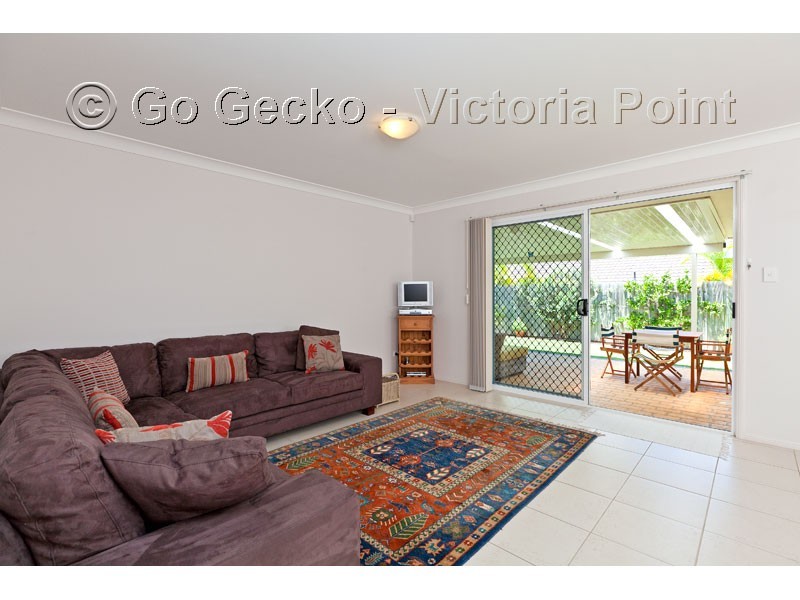 3 Dory Close, Redland Bay QLD 4165