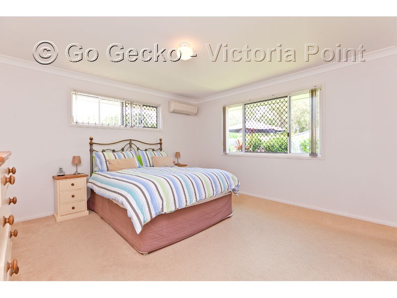 3 Dory Close, Redland Bay QLD 4165