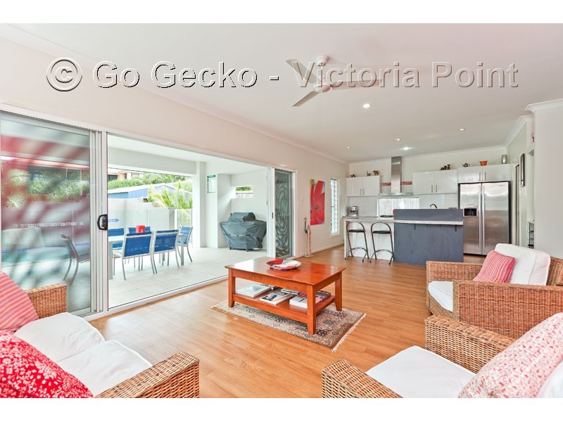 14 Bedarra Street, Redland Bay QLD 4165