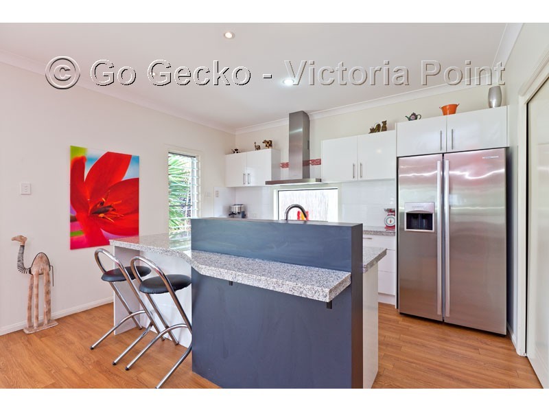 14 Bedarra Street, Redland Bay QLD 4165