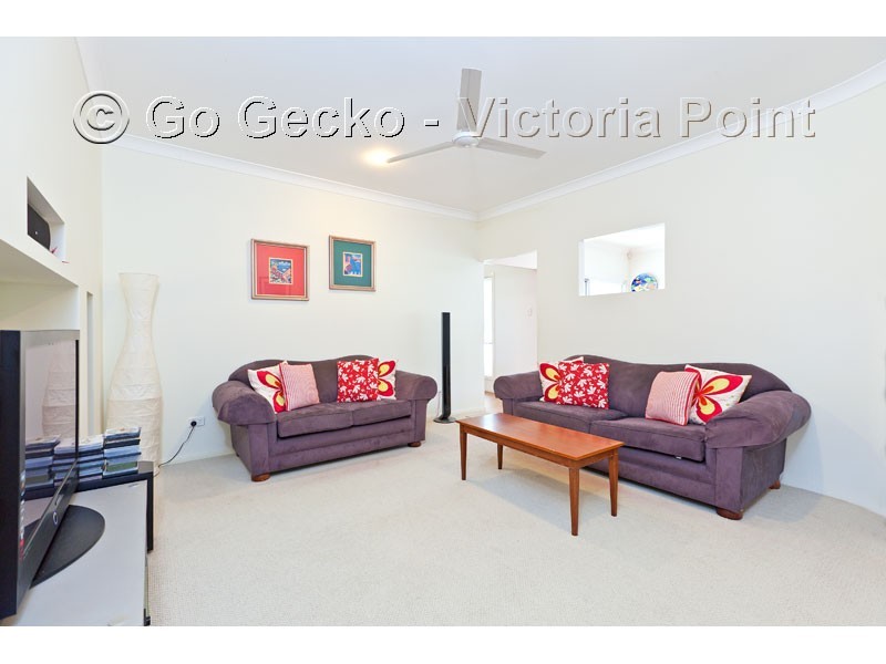 14 Bedarra Street, Redland Bay QLD 4165