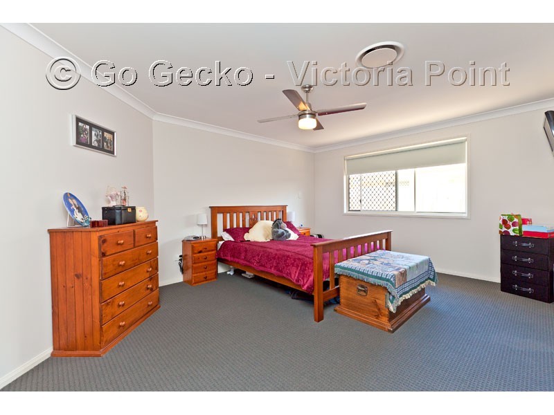 10 Kelby Close, Redland Bay QLD 4165