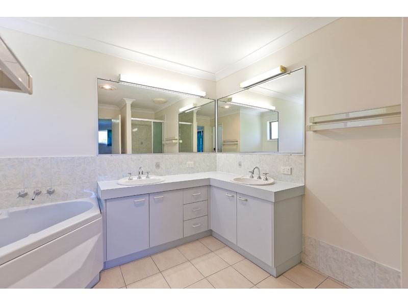 20 Kurrajong Street, Capalaba QLD 4157