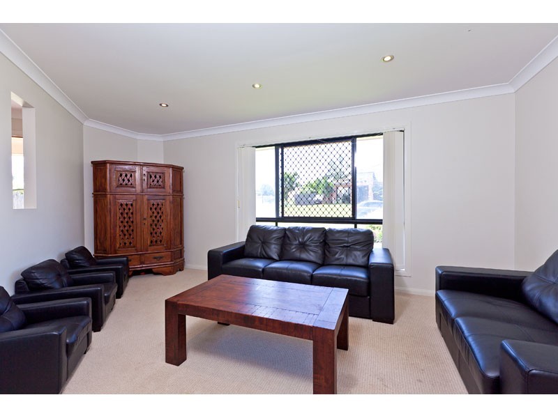 32 Watervale Drive, Redland Bay QLD 4165