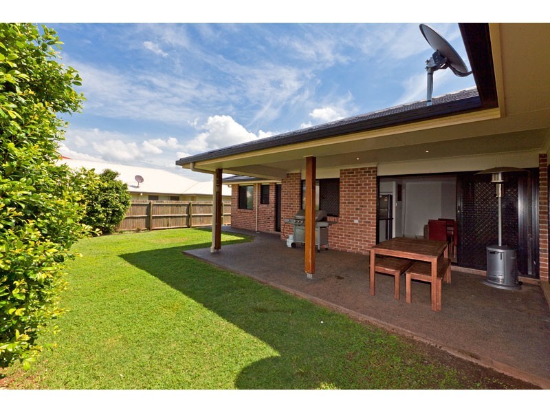 32 Watervale Drive, Redland Bay QLD 4165