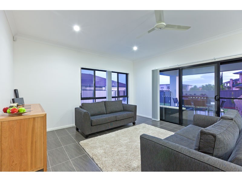 28 Watervale Drive, Redland Bay QLD 4165