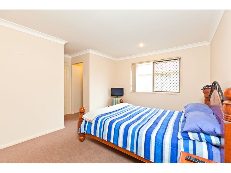 38 Lime Street, Redland Bay QLD 4165