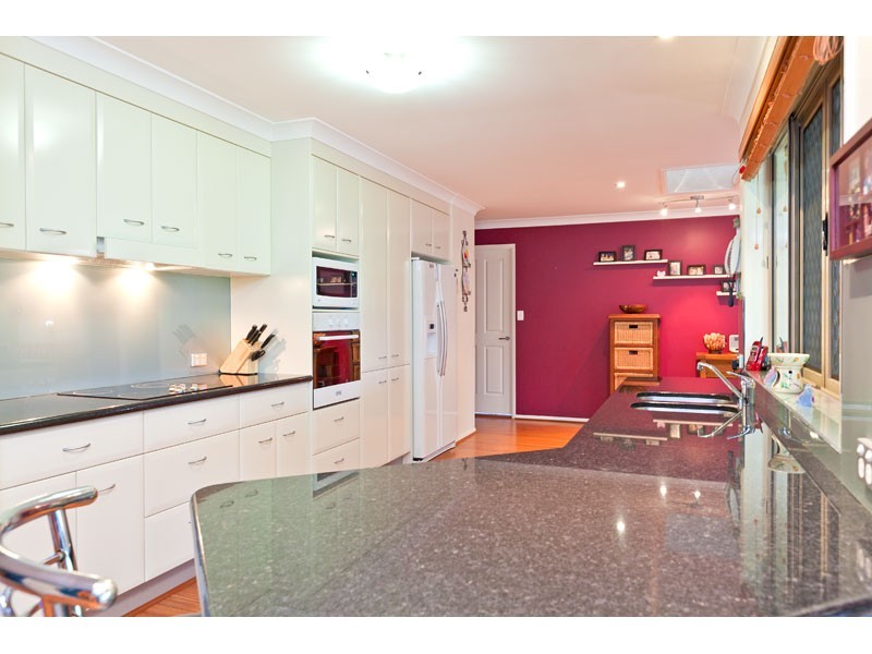 10 Cockateil Court, Thornlands QLD 4164