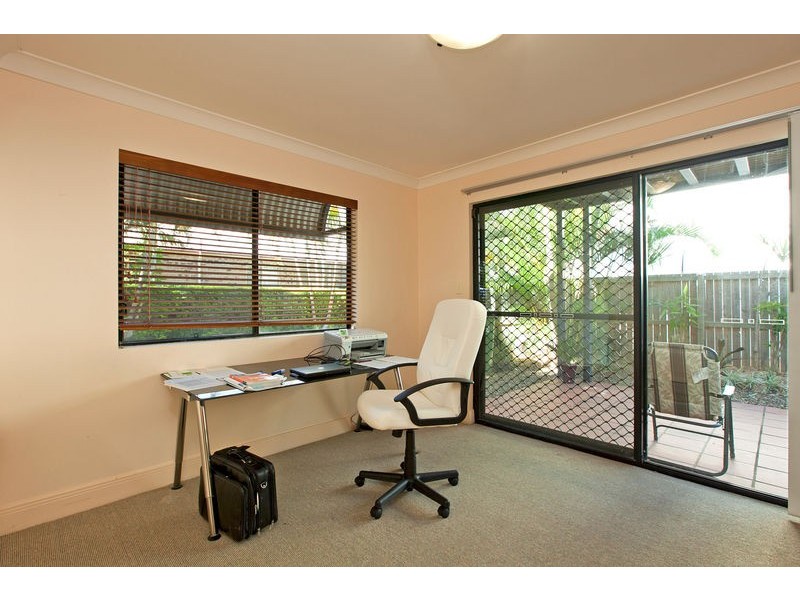 8/68 Shore Street East, Cleveland QLD 4163