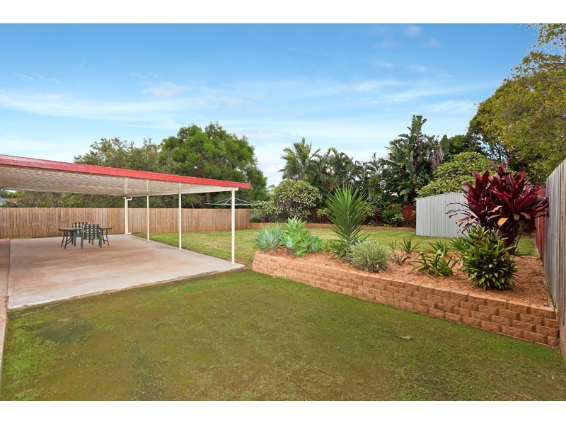 125 Sycamore Parade, Victoria Point QLD 4165