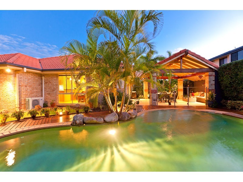 3 Truro Court, Redland Bay QLD 4165