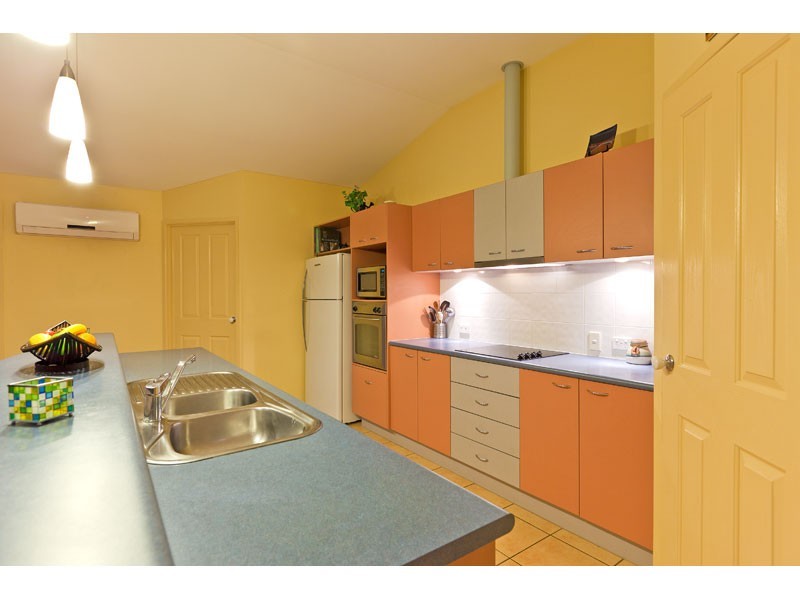 3 Truro Court, Redland Bay QLD 4165