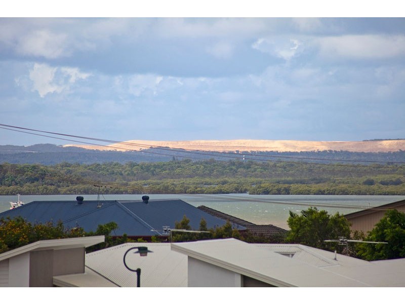 34 Huntly Place, Redland Bay QLD 4165