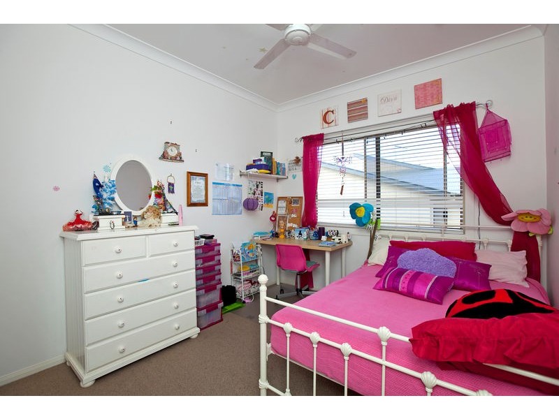 34 Huntly Place, Redland Bay QLD 4165