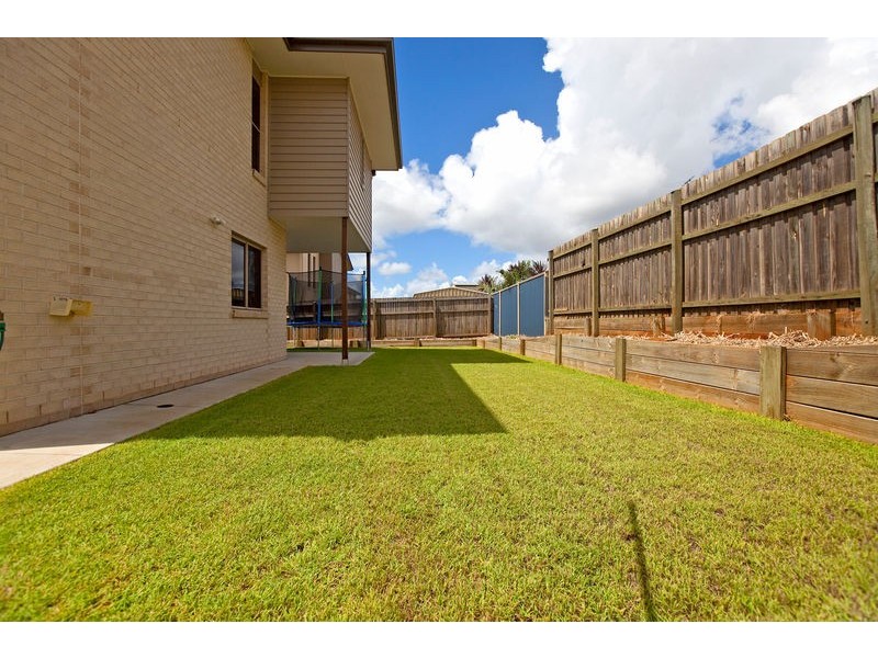 34 Huntly Place, Redland Bay QLD 4165