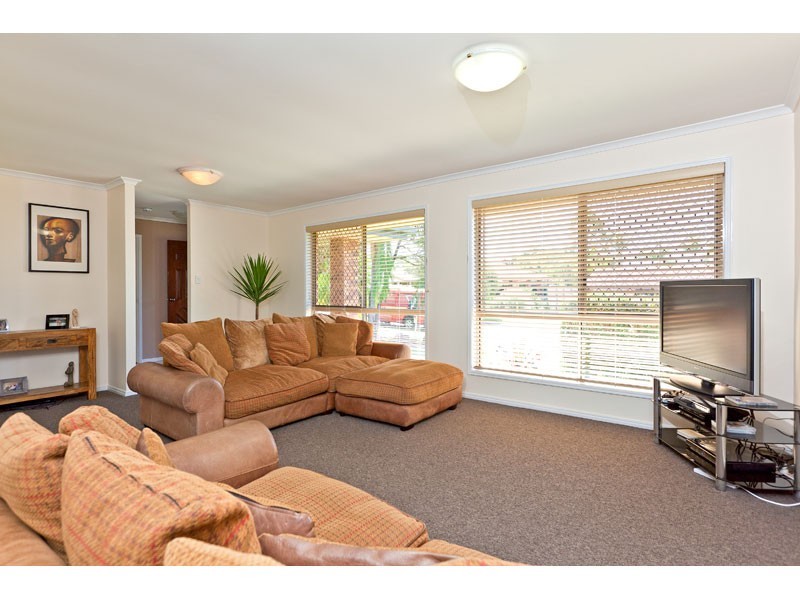 12 Lowrie Court, Cleveland QLD 4163