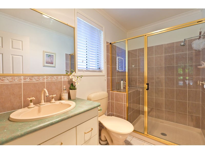 7 Westburn Court, Redland Bay QLD 4165