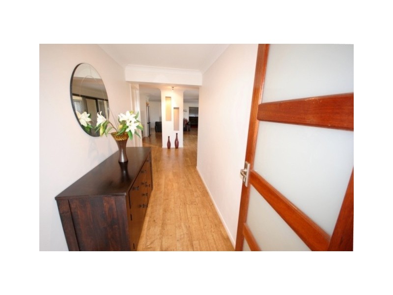 43 Aquila Street, Redland Bay QLD 4165