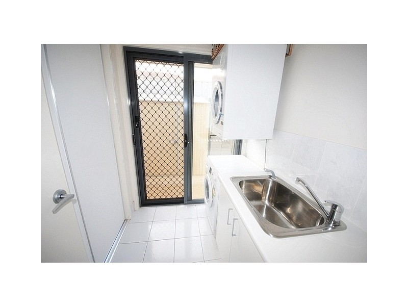 43 Aquila Street, Redland Bay QLD 4165