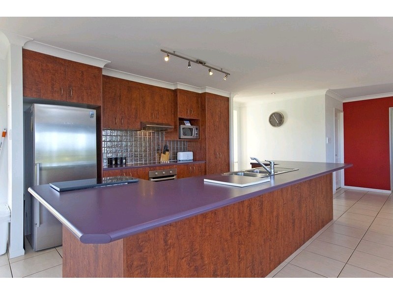 13 Braemar Street, Redland Bay QLD 4165