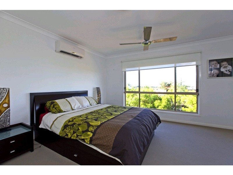 13 Braemar Street, Redland Bay QLD 4165