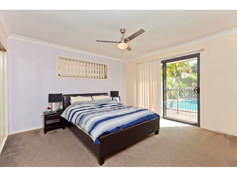 12 Butler Place, Redland Bay QLD 4165