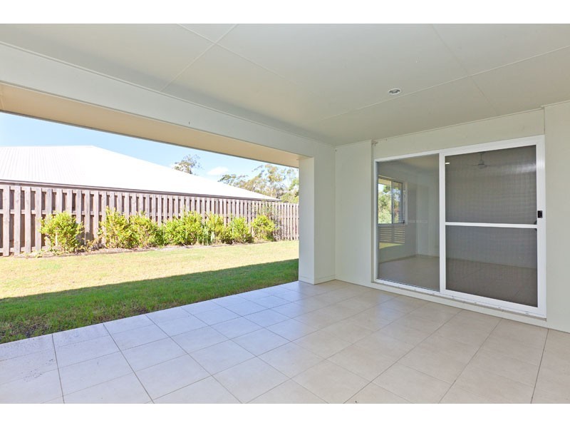 11 Scribbly Gum Place, Mount Cotton QLD 4165