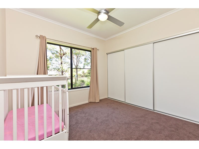 33 Ronnie Street, Cleveland QLD 4163