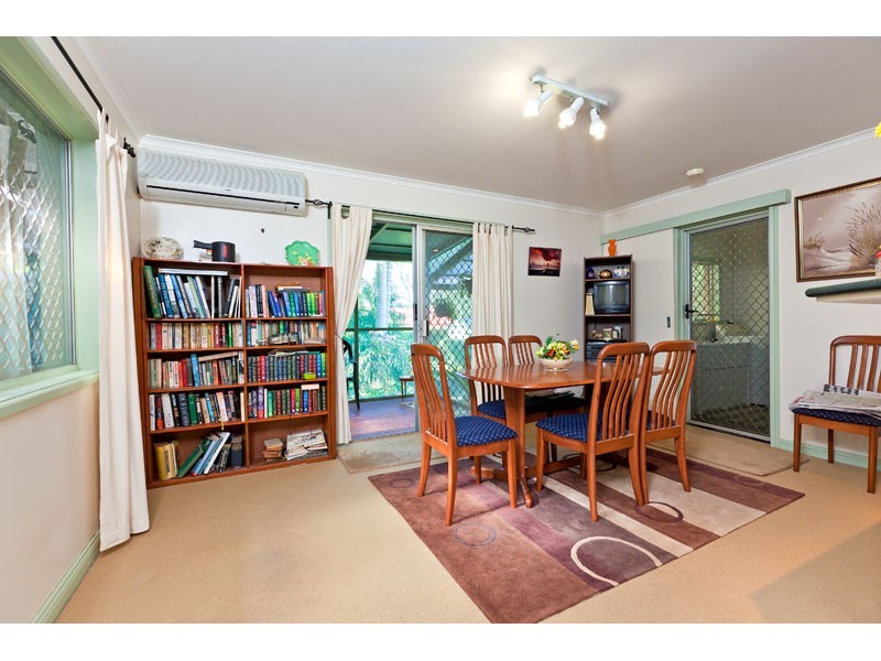 32 Vine Street, Redland Bay QLD 4165