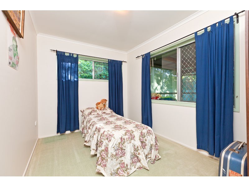 32 Vine Street, Redland Bay QLD 4165