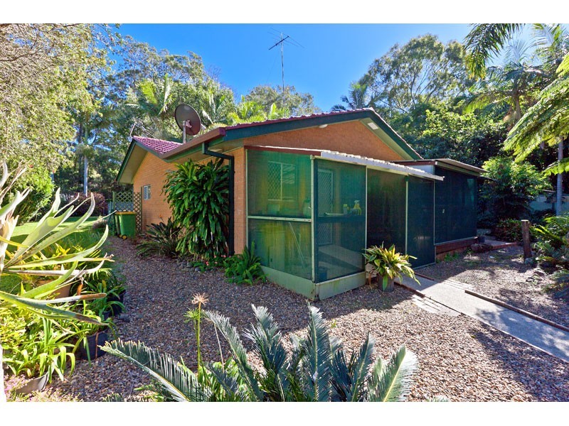 32 Vine Street, Redland Bay QLD 4165