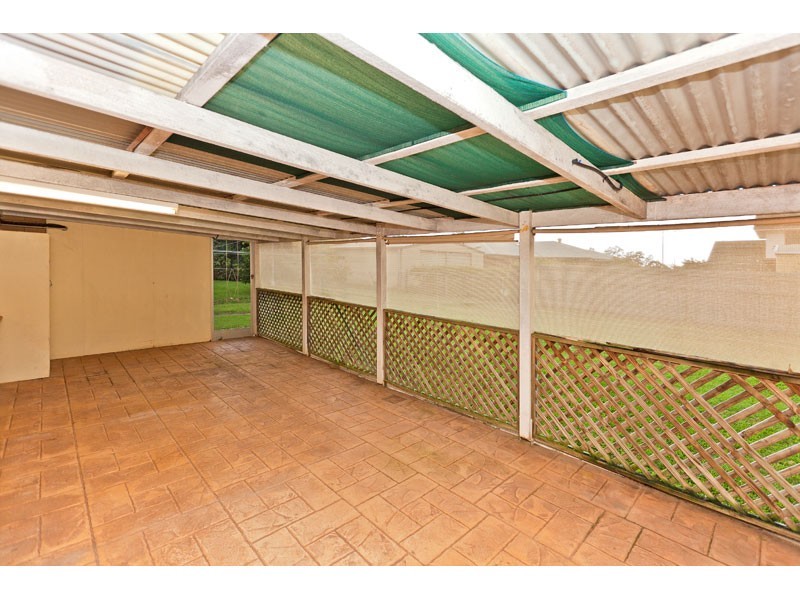 8 Scott Street, Redland Bay QLD 4165