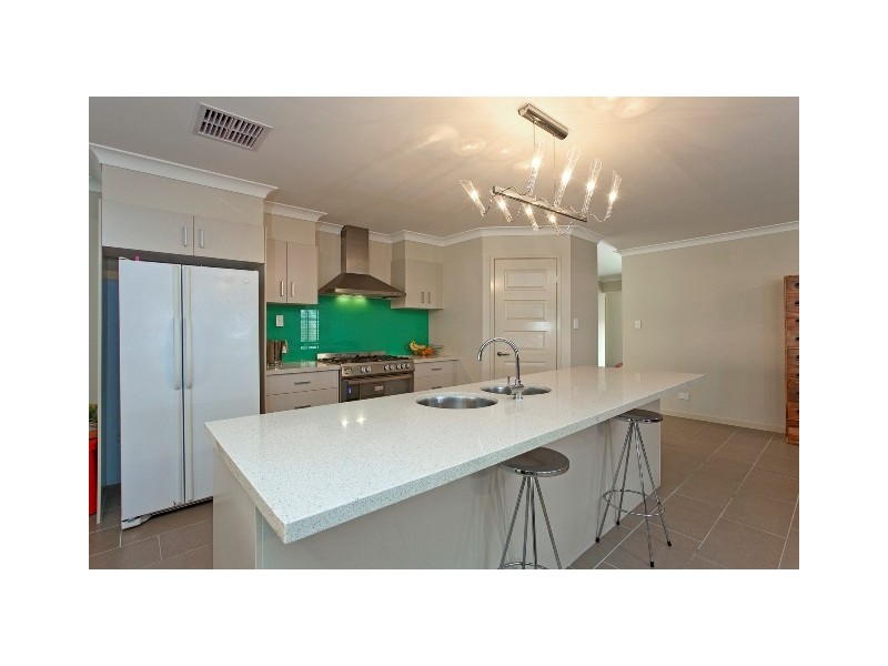 13 Settlers Circuit, Mount Cotton QLD 4165