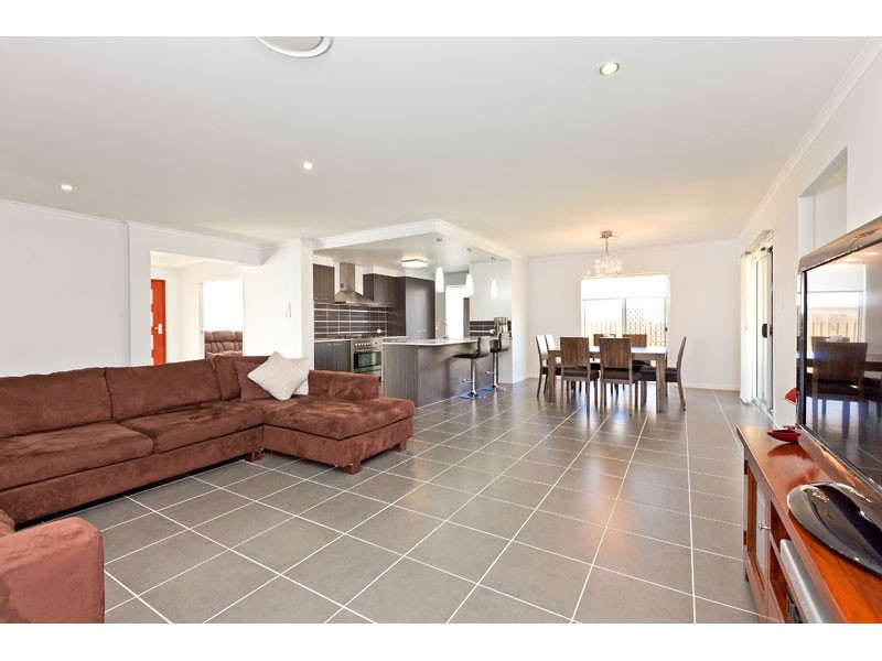 10 Poplin Place, Mount Cotton QLD 4165