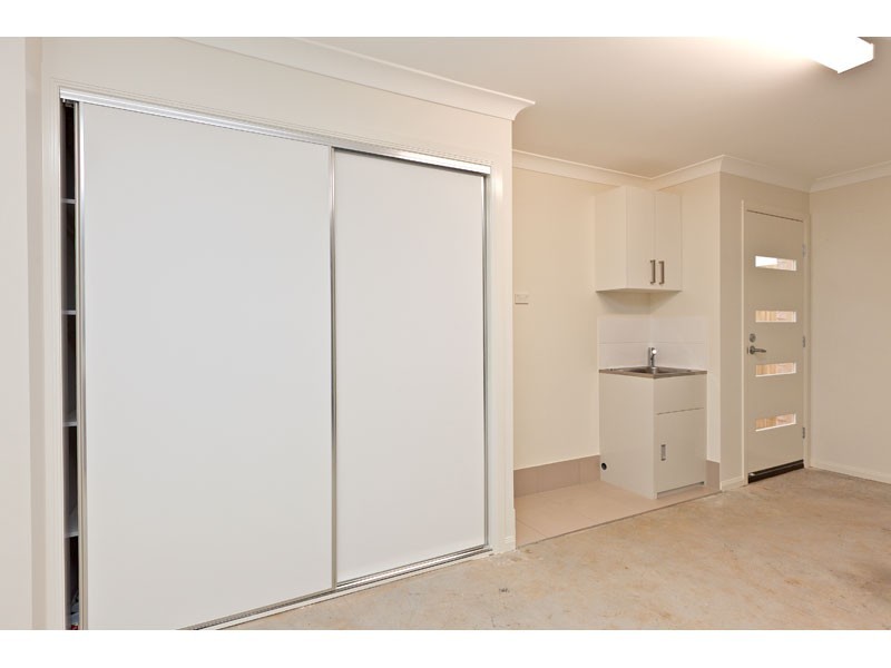 15 Bream Place, Redland Bay QLD 4165