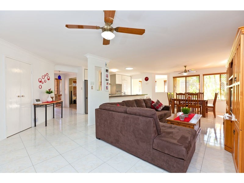 6 Ralph Street, Cleveland QLD 4163